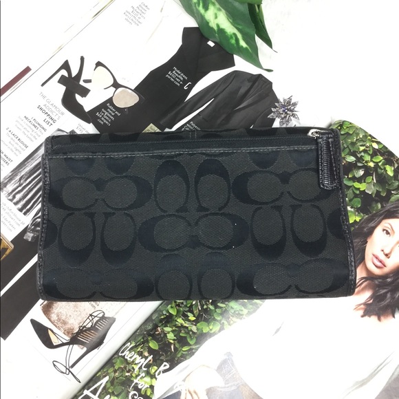COACH CC PRINT CARRYALL BLACK WALLET - Picture 8 of 8